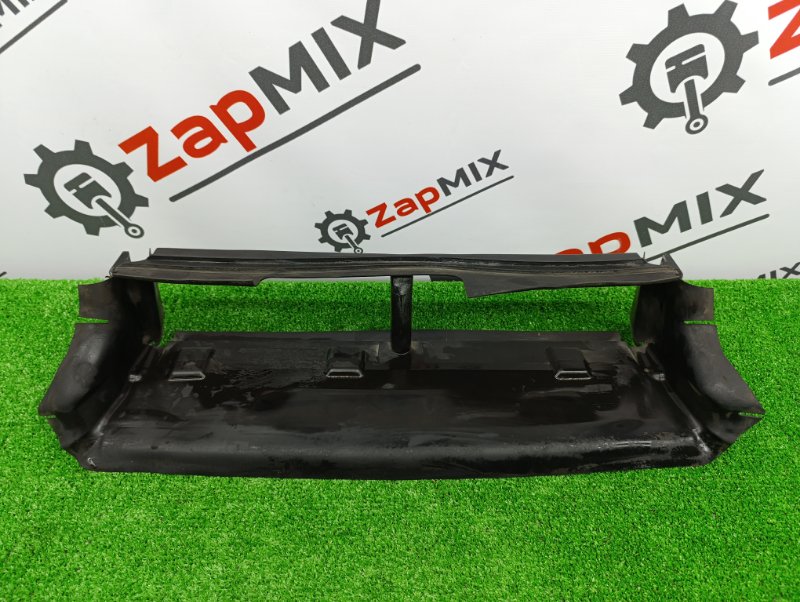 Дефлектор радиатора Ford Focus 2011 CB8 PNDA 1714867 контрактная