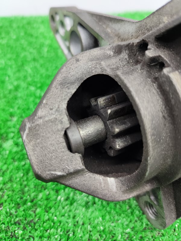 Стартер Juke 2011 F15 HR16DE