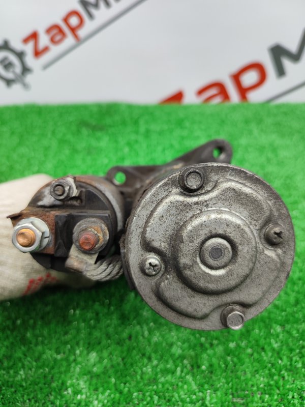 Стартер Juke 2011 F15 HR16DE