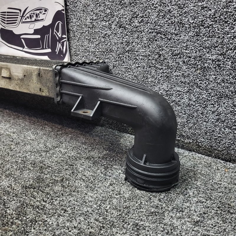 Интеркулер E 2001 w210 om611.961