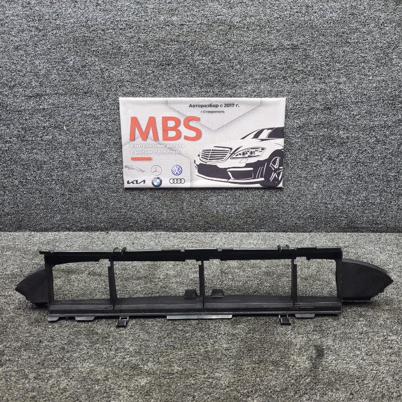 Дефлектор радиатора mercedes E 2001 w210 om611.961 A2105052130 Б/У