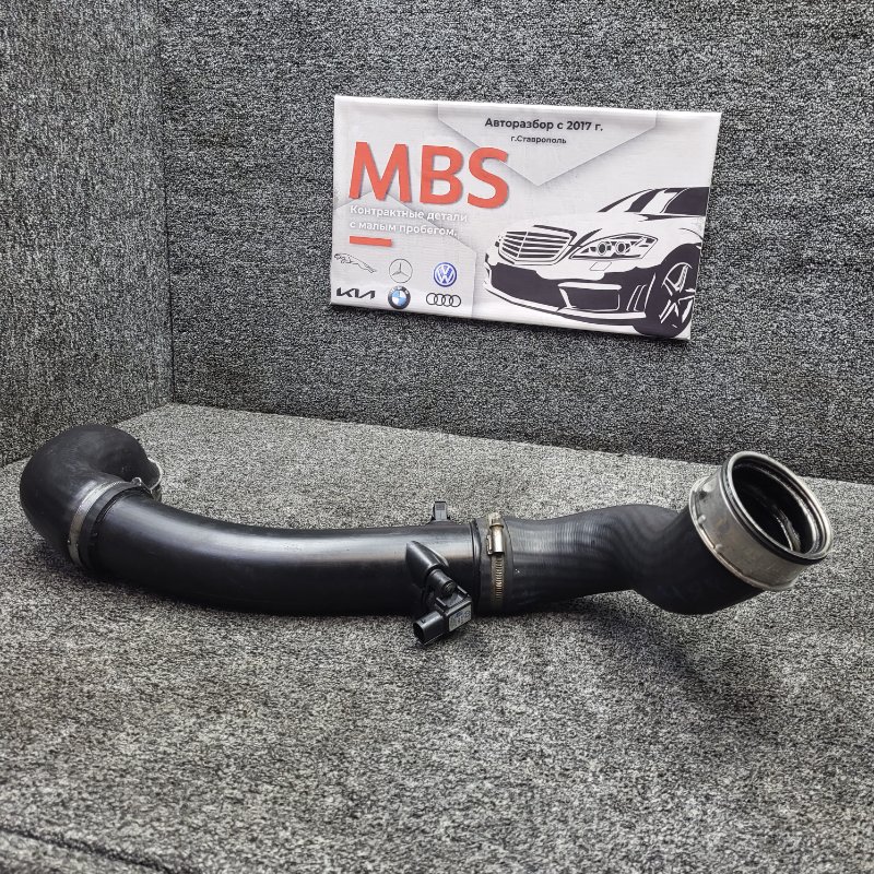 Патрубок интеркулера E 2001 w210 om611.961 Патрубок интеркулера E 2001 w210 om611.961