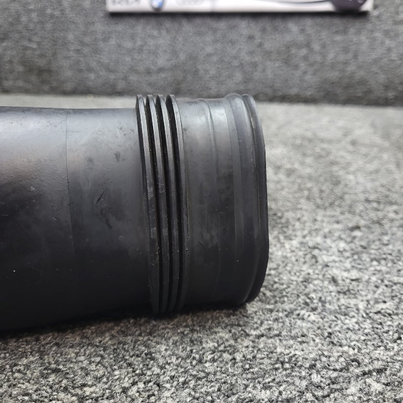 Патрубок воздушного фильтра E 2001 w210 om611.961