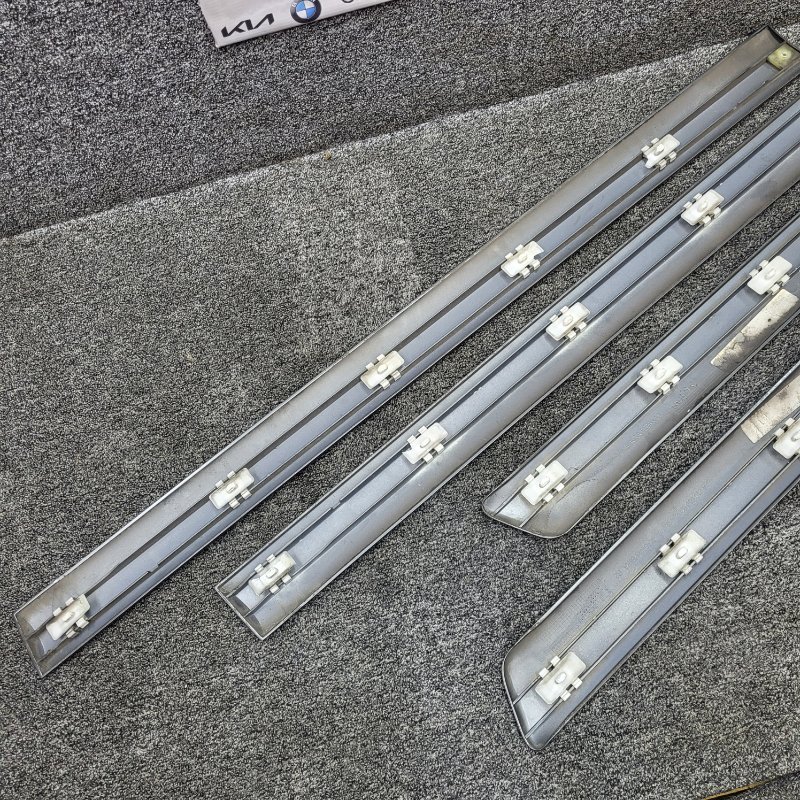 Молдинги дверей E 2001 w210 om611.961