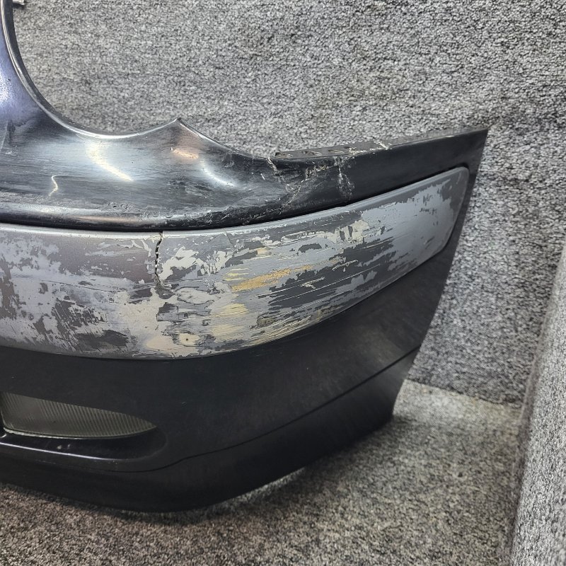 Бампер передний E 2001 w210 om611.961 Бампер передний E 2001 w210 om611.961