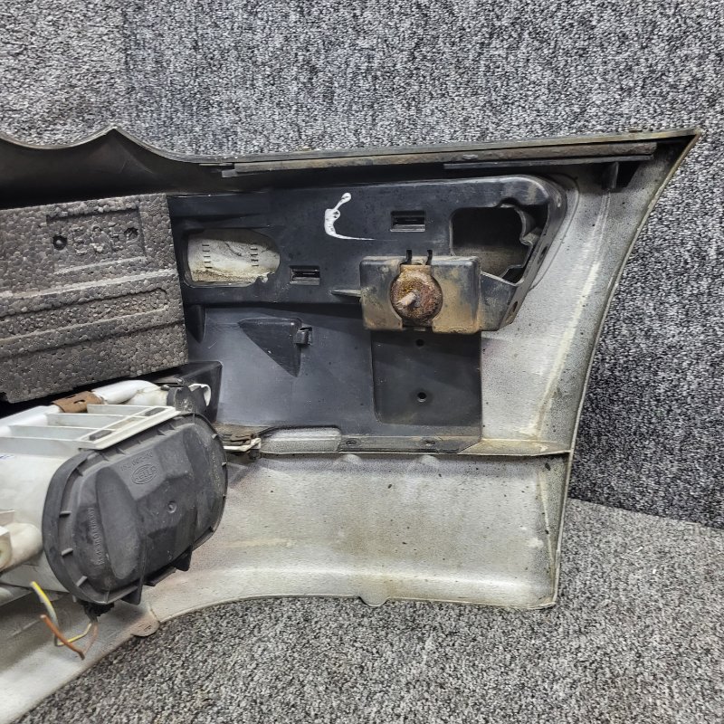 Бампер передний E 2001 w210 om611.961 Бампер передний E 2001 w210 om611.961