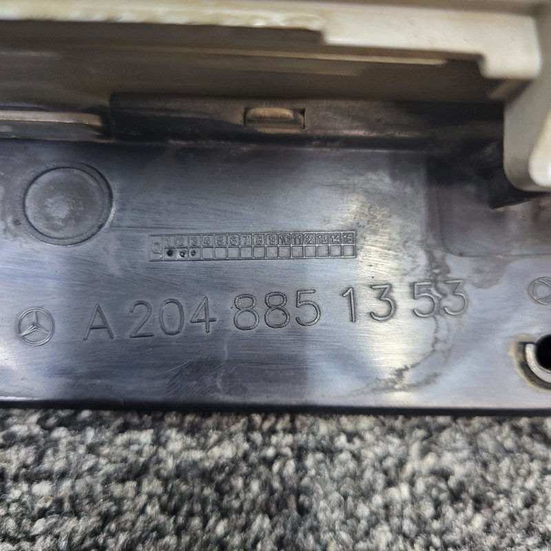 Дневной ходовой огонь C 2011 w204 om651.911