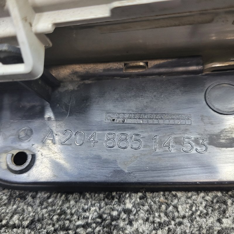 Дневной ходовой огонь C 2011 w204 om651.911