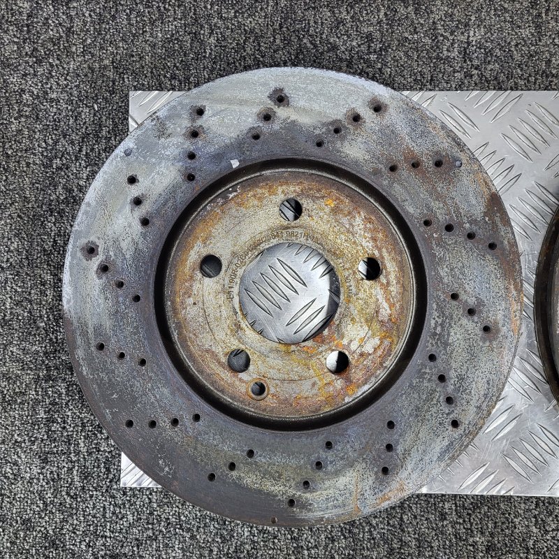 Диски тормозные передние cls 2016 218 om651.924