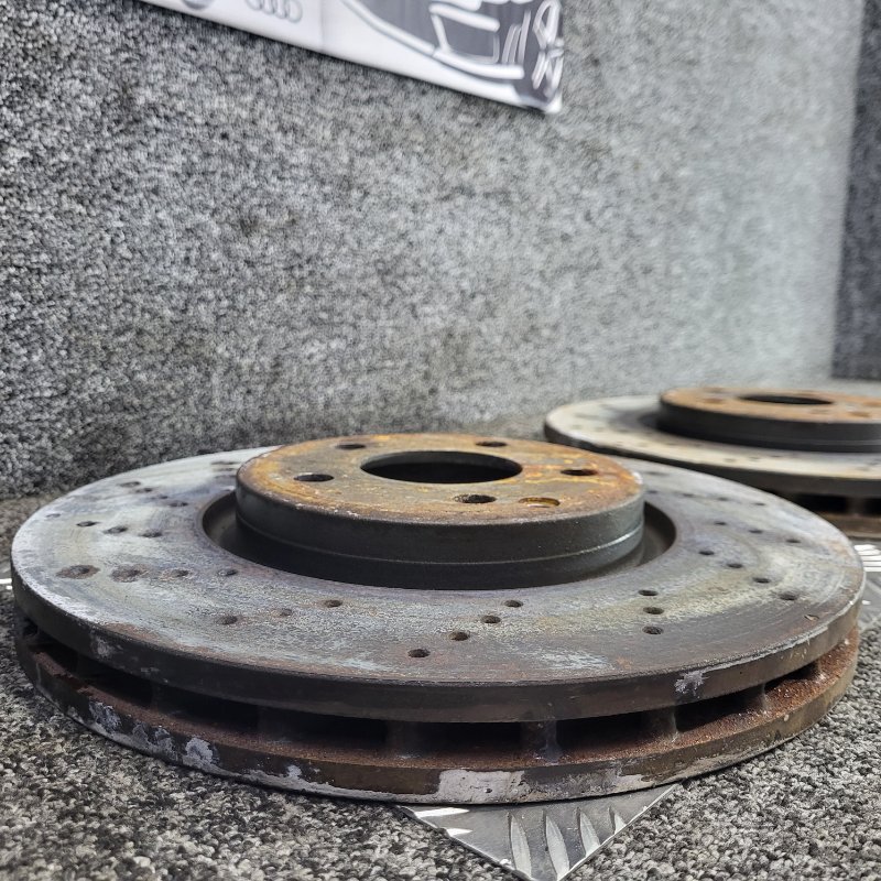 Диски тормозные передние cls 2016 218 om651.924