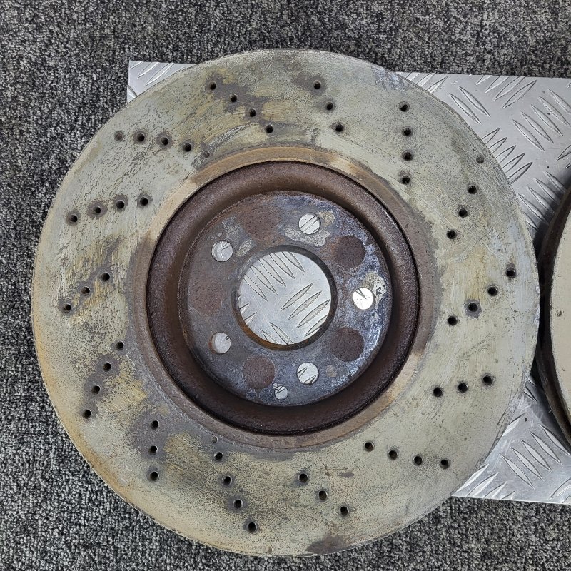 Диски тормозные передние cls 2016 218 om651.924