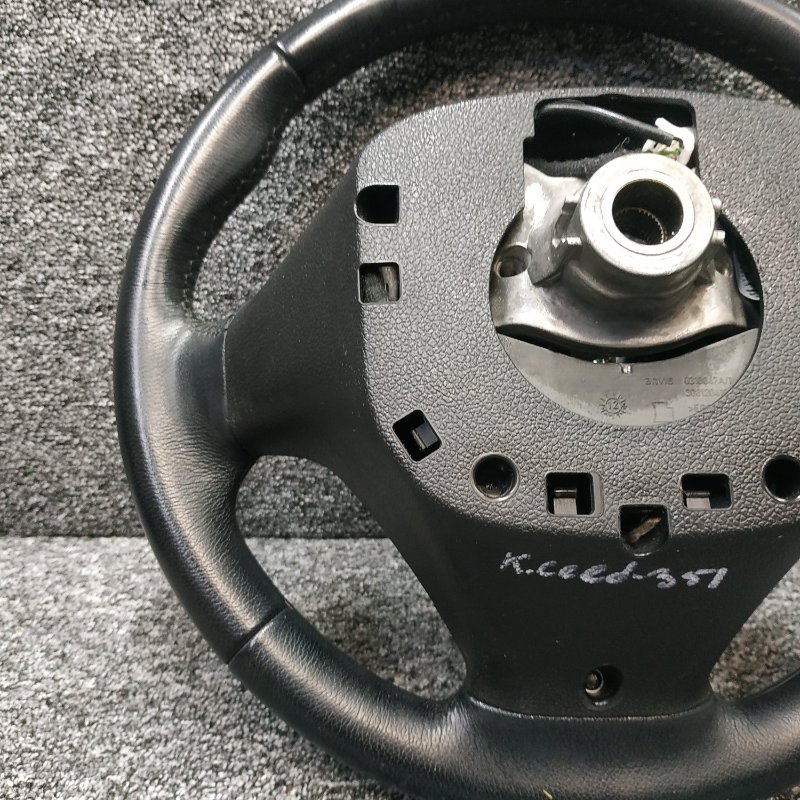 Руль с подушкой кожа Ceed 2012 JD