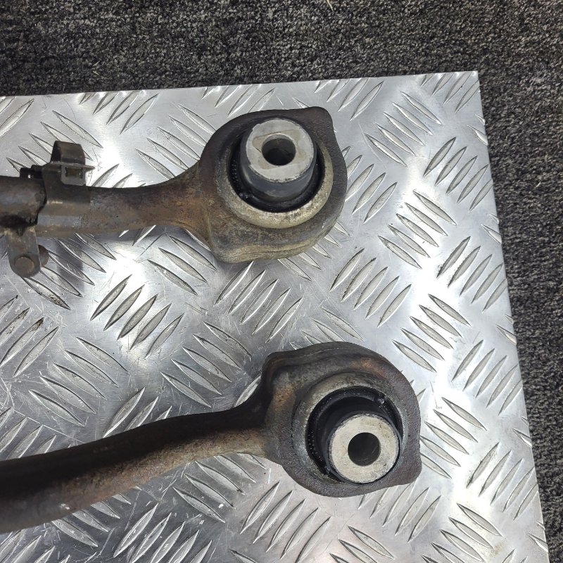 Нижний рычаг передний cls 2016 218 om651.924