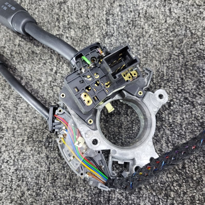 Подрулевой переключатель E 2000 w210 m112.914