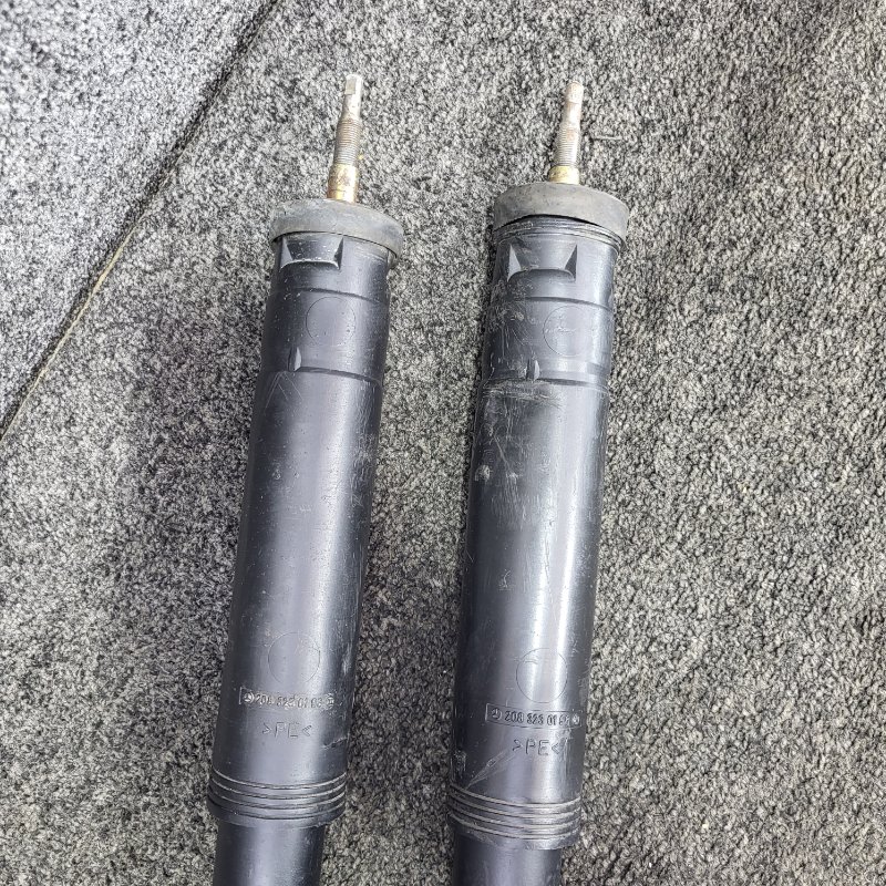 Амортизаторы задние C 2004 w203 om646.962