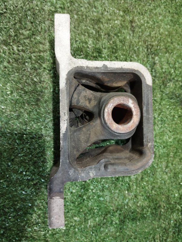 Подушка двигателя передняя ELEMENT 2004 YH2 K24A