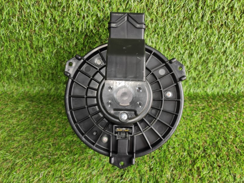 Мотор печки FORESTER 2018 SKE FB20W Мотор печки FORESTER 2018 SKE FB20W