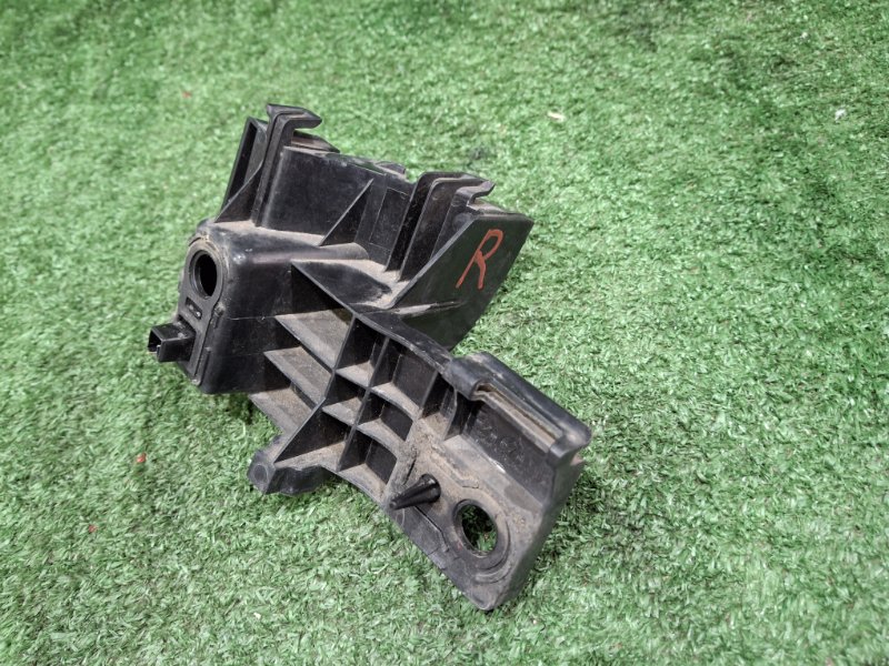 Крепление бампера заднее правое SUBARU FORESTER SK9 FB25C