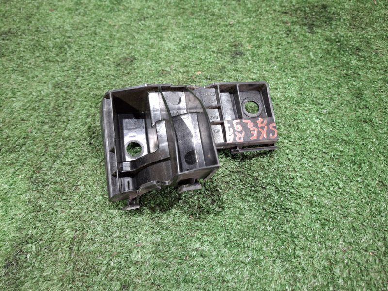 Крепление бампера заднее правое FORESTER 2018 SKE FB20W Крепление бампера заднее правое FORESTER 2018 SKE FB20W