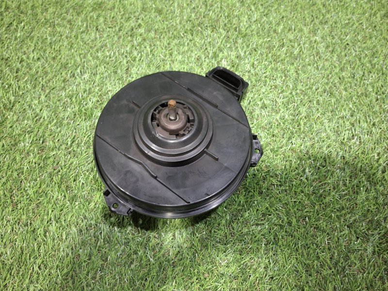 Мотор печки FORESTER 2018 SK9 FB25C