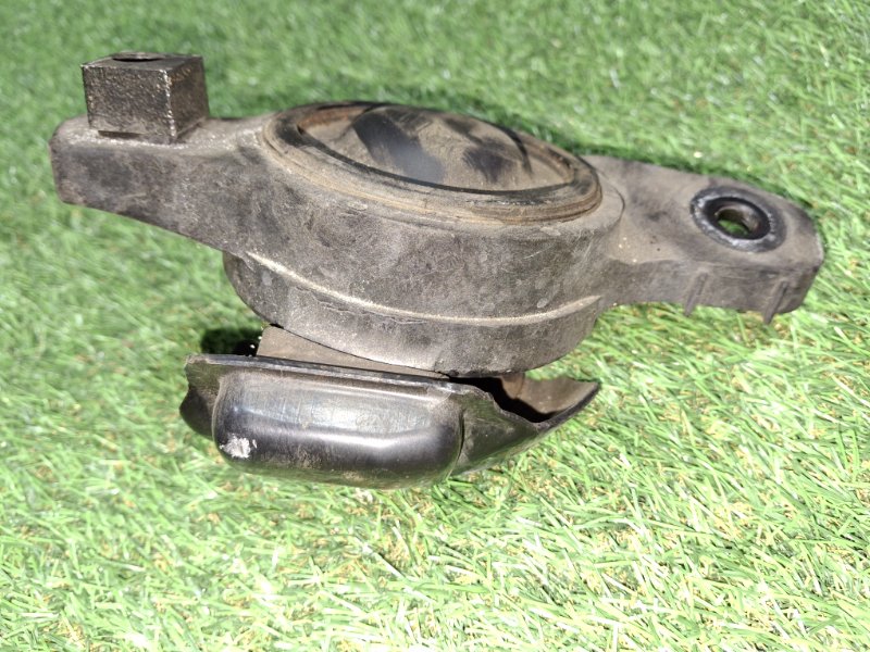 Подушка двигателя правая FORESTER 2018 SK9 FB25C Подушка двигателя правая FORESTER 2018 SK9 FB25C