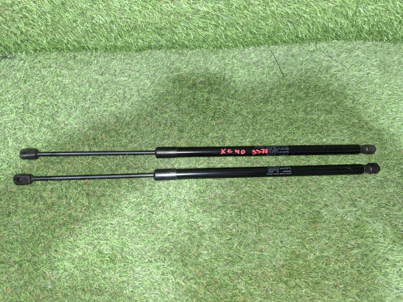 Амортизатор капота XC40 2019 XB420 B4204T47