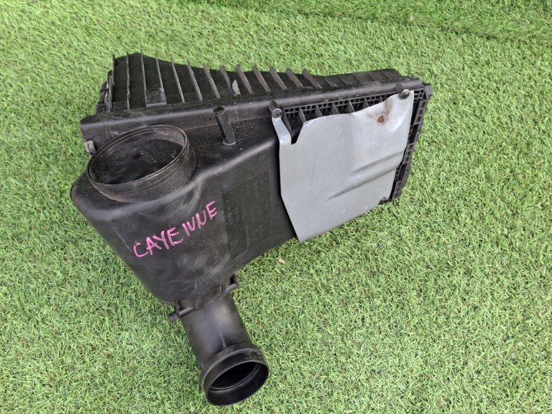 Корпус воздушного фильтра правый CAYENNE 2008 957 M48.01