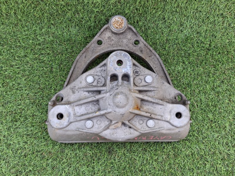 Рычаг подвески верхний передний левый CAYENNE 2008 957 M48.01