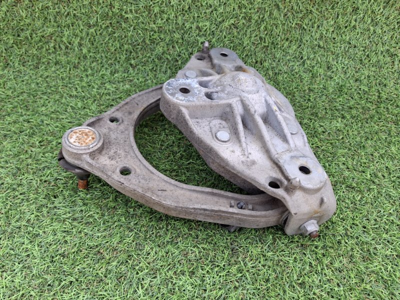 Рычаг подвески верхний передний левый PORSCHE CAYENNE 957 M48.01