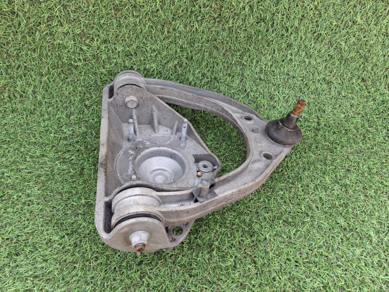 Рычаг подвески верхний передний левый CAYENNE 2008 957 M48.01