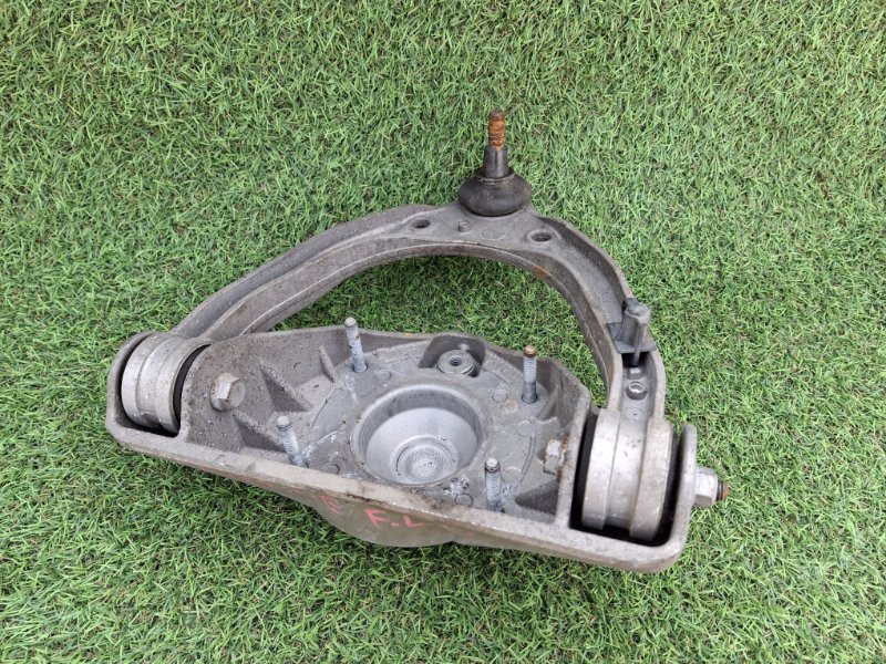 Рычаг подвески верхний передний левый CAYENNE 2008 957 M48.01