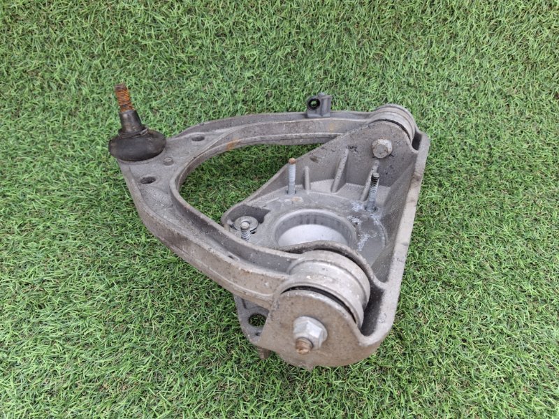 Рычаг подвески верхний передний левый CAYENNE 2008 957 M48.01