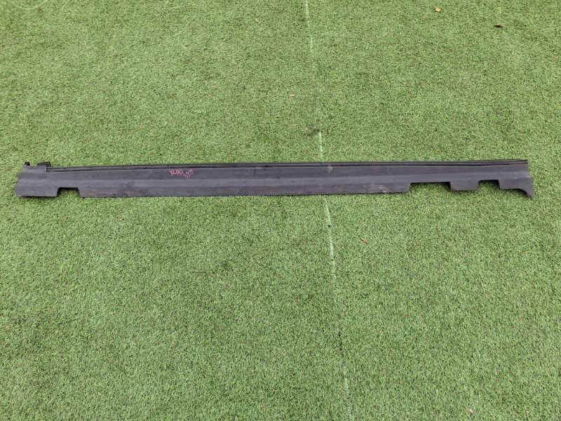 Порог левый VOLVO XC40 2019 XB420 B4204T47 31448223 контрактная