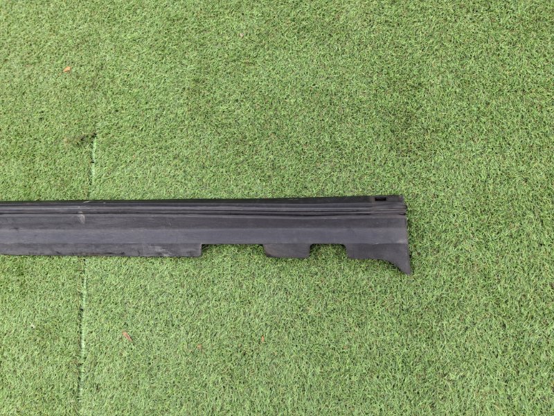 Порог левый XC40 2019 XB420 B4204T47