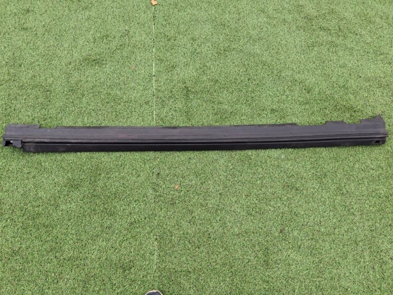 Порог правый VOLVO XC40 2019 XB420 B4204T47 31448224 контрактная