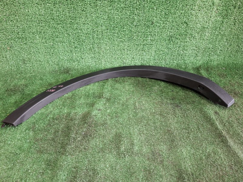 Накладка на крыло задняя правая XC40 2019 XB420 B4204T47