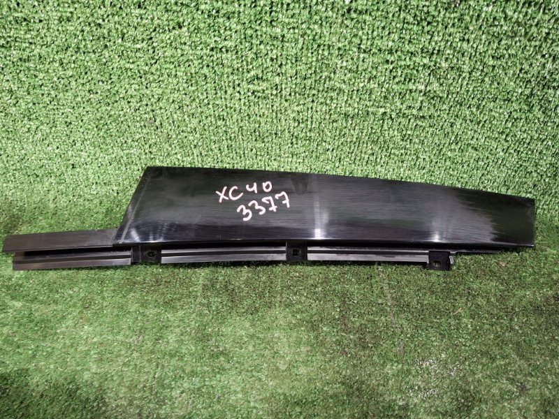 Молдинг двери передний правый XC40 2019 XB420 B4204T47