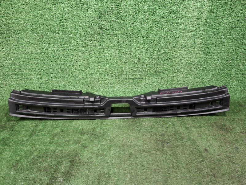 Накладка замка багажника XC40 2019 XB420 B4204T47