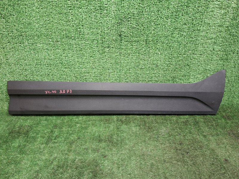 Молдинг двери передний правый VOLVO XC40 2019 XB420 B4204T47 31448317 контрактная