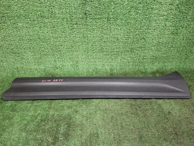 Молдинг двери передний правый XC40 2019 XB420 B4204T47