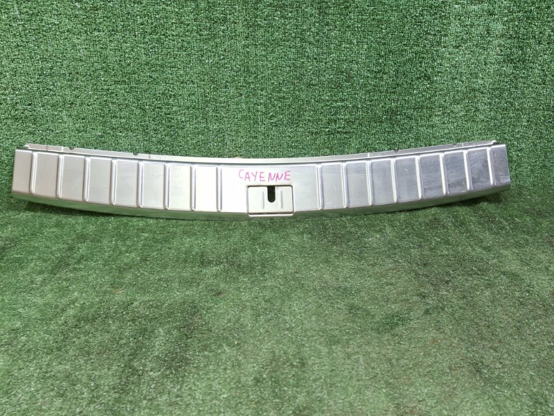 Накладка замка багажника CAYENNE 2008 957 M48.01