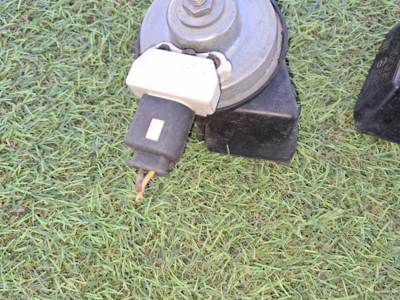 Звуковой сигнал C-CLASS 2015 205.242 274920