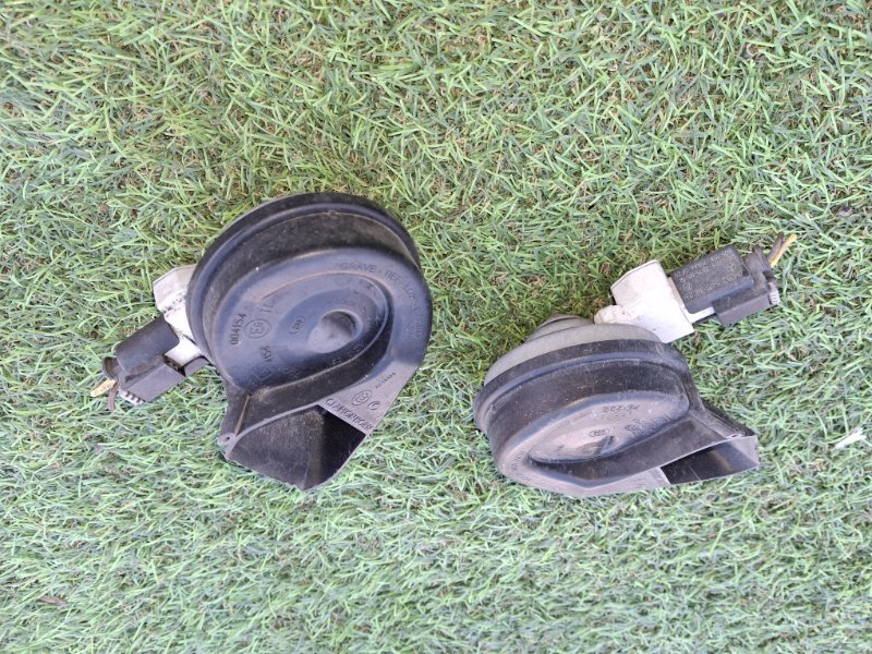 Звуковой сигнал C-CLASS 2015 205.242 274920