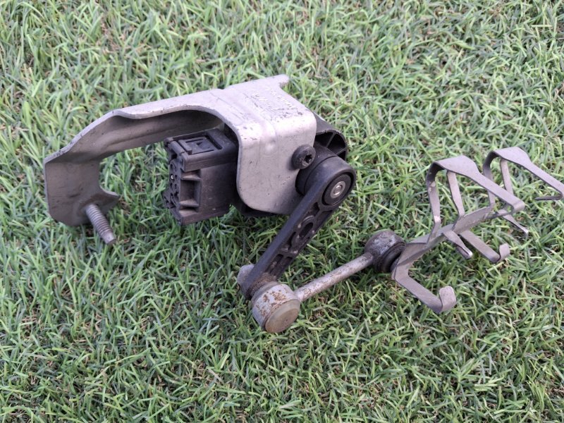 Датчик высоты дорожного просвета MERCEDES-BENZ C-CLASS 205.242 274920