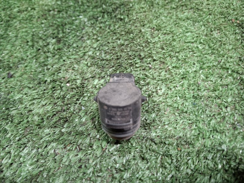 Датчик парковки задний C-CLASS 2015 205.242 274920