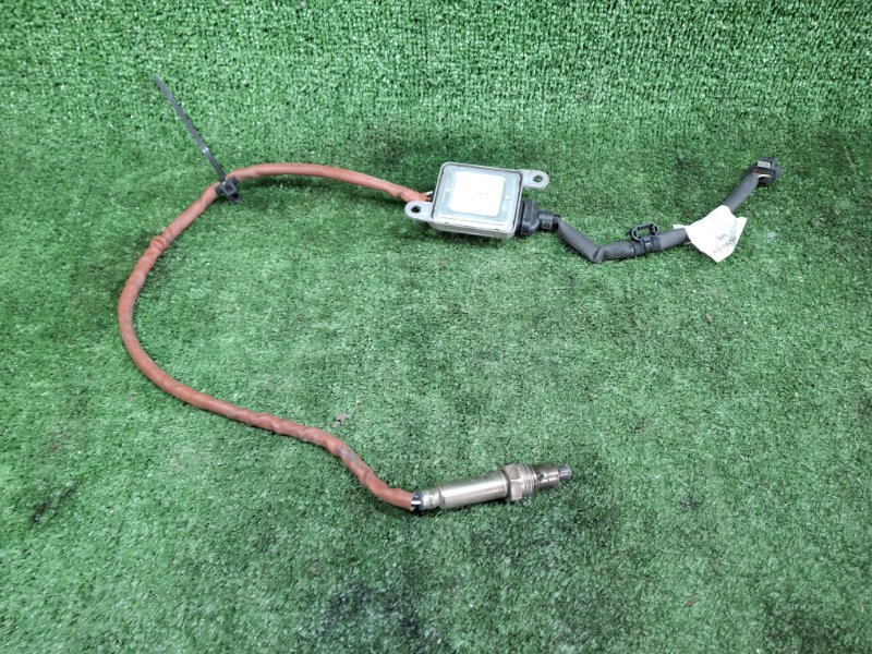 Датчик кислородный MERCEDES-BENZ C-CLASS 2015 205.242 274920 A0009056204 контрактная