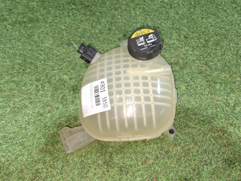 Бачок расширительный XC40 2019 XB420 B4204T47