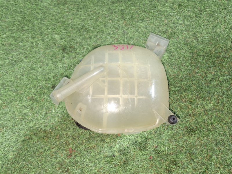 Бачок расширительный XC40 2019 XB420 B4204T47