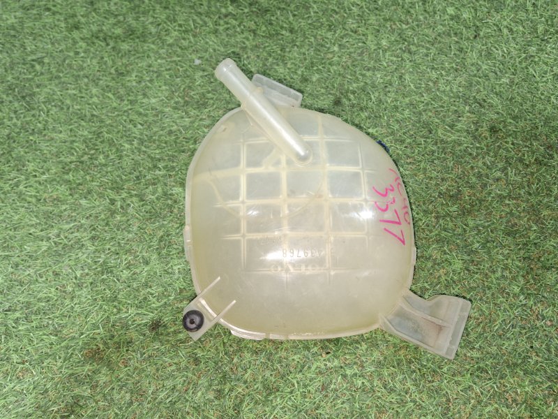 Бачок расширительный XC40 2019 XB420 B4204T47