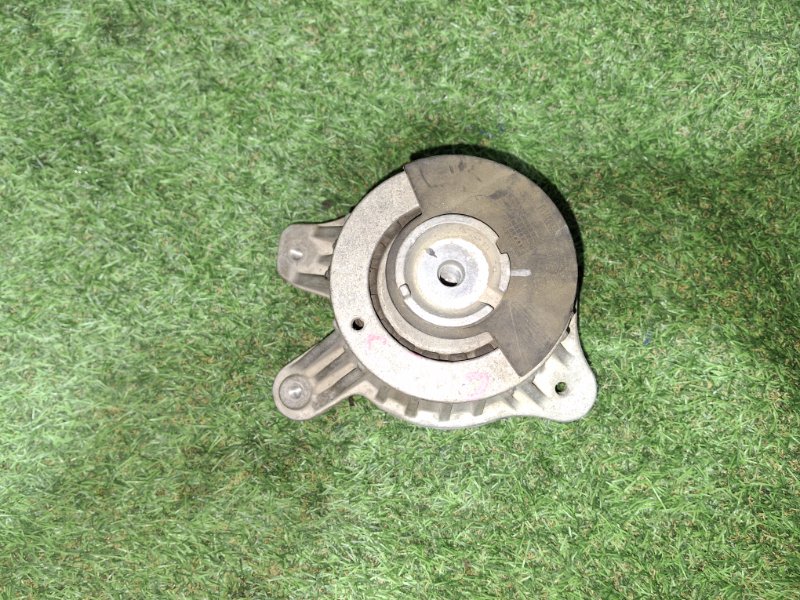 Подушка двигателя левая C-CLASS 2015 205.242 274920